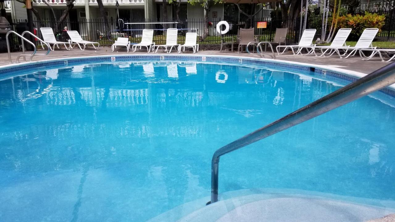 Downtown Hawaiian Theme Condo With Hot Tub, Pool & Beach - Kona Islander Inn Kailua-Kona Exterior photo
